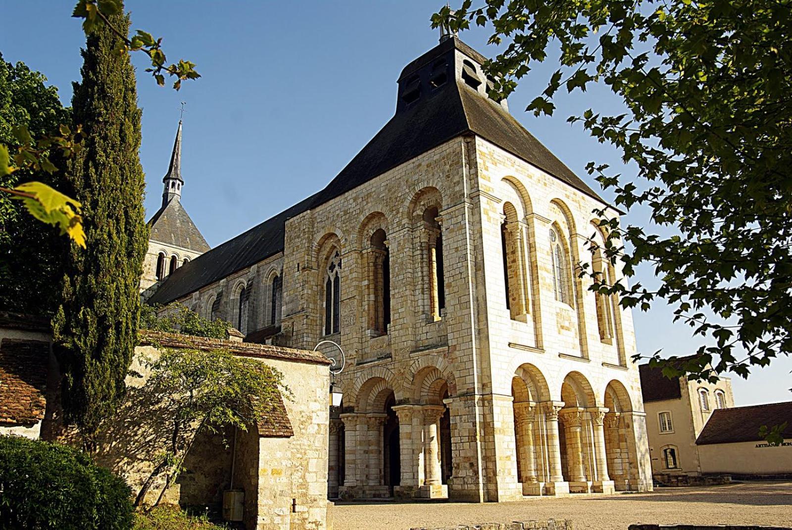 Logis Hotel Restaurant Du Labrador Saint-Benoît-sur-Loire Buitenkant foto